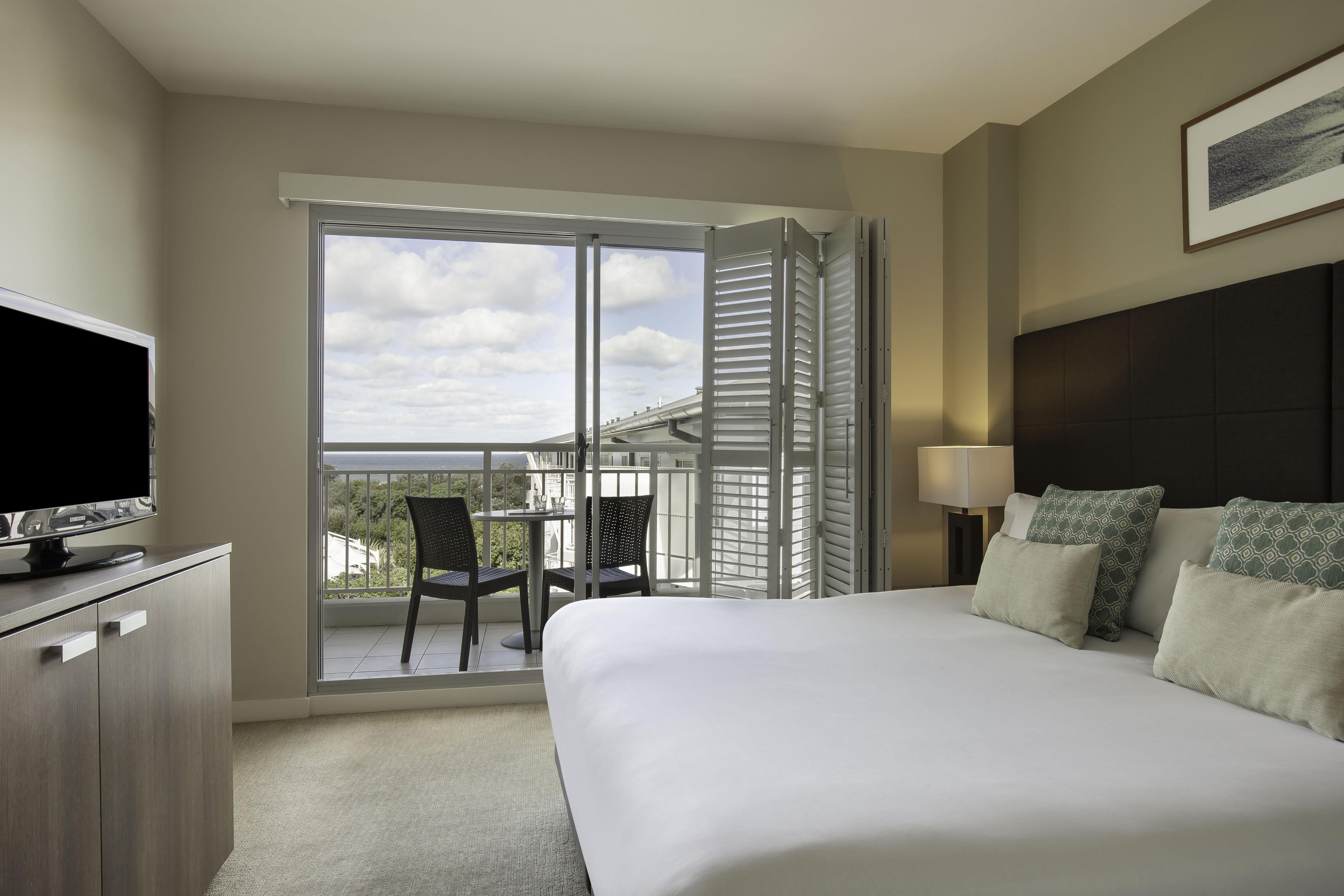 มันตรา ออน ซอลต์ บีช คิงส์คลิฟ Hotel ภายนอก รูปภาพ